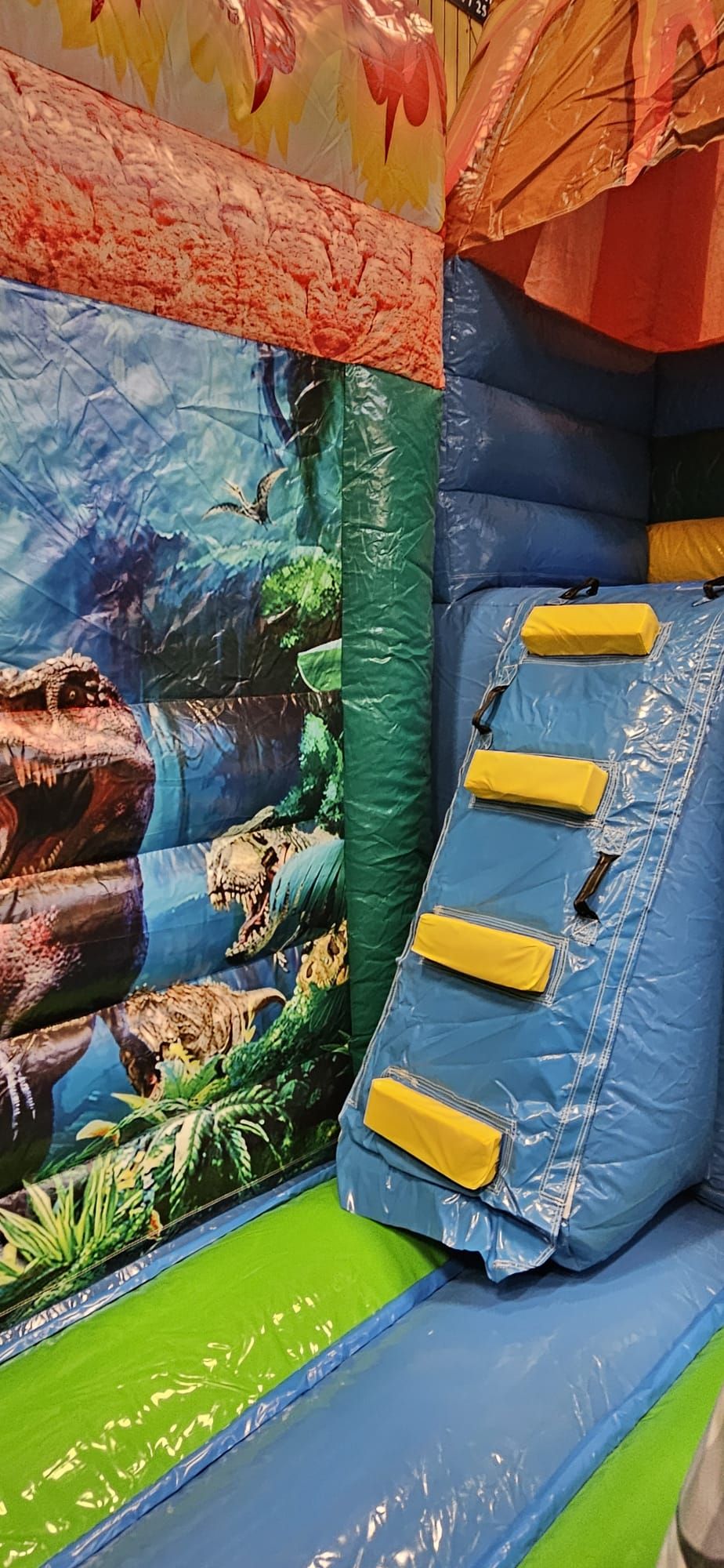 JEUX: Château gonflable 