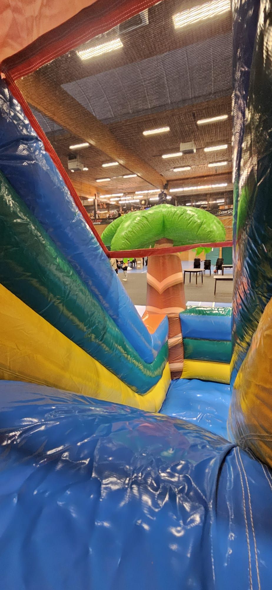 JEUX: Château gonflable 